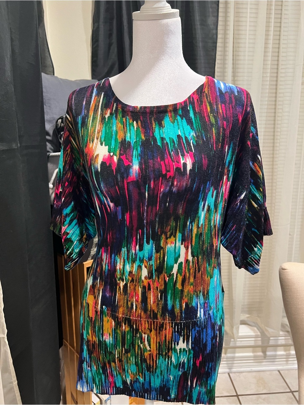 Cable & Gauge Multicolor Scoop Neck Short Sleeve Top